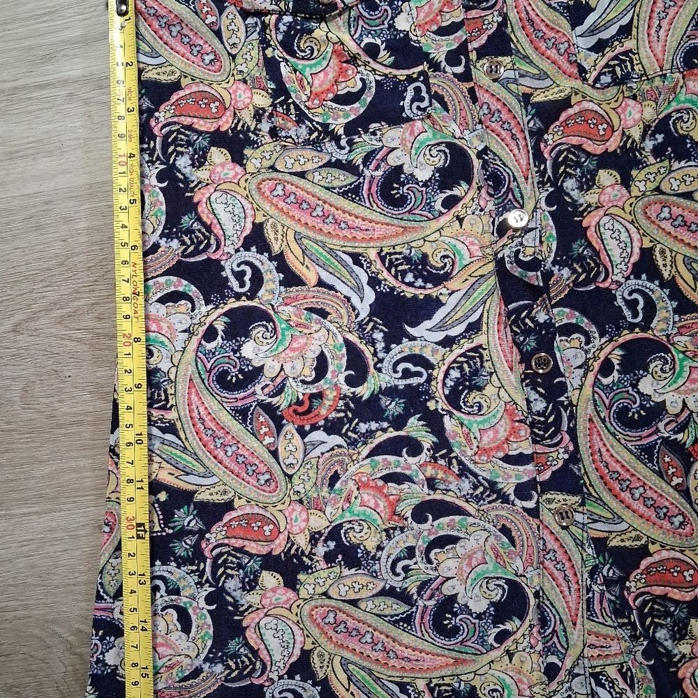 Ember Sleeveless Paisley Blouse Button Down - Picture 5 of 7